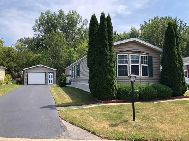 875 Cayuga Trail - Photo 1