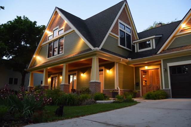 729 Summit Street - Photo 1