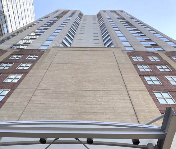645 Kingsbury Street - Photo 1