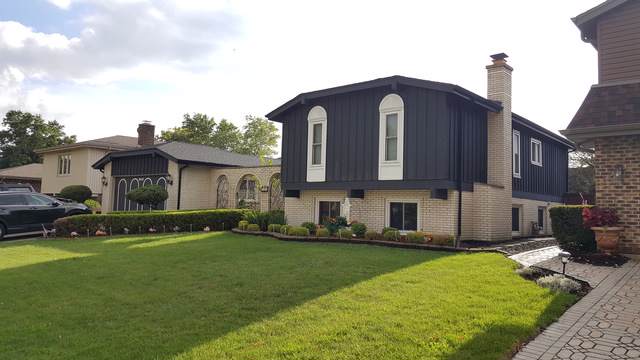 844 Kings Point Drive - Photo 1