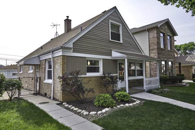 5841 Nagle Avenue - Photo 1