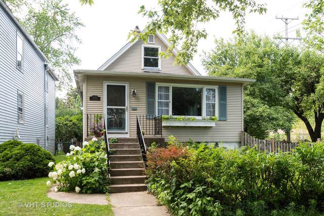 1044 Dewey Avenue - Photo 1