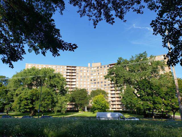 7141 Kedzie Avenue - Photo 1