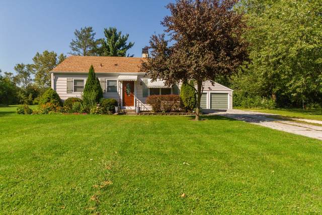10 Hawthorne Avenue - Photo 1