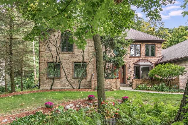 379 Arboretum Circle - Photo 1