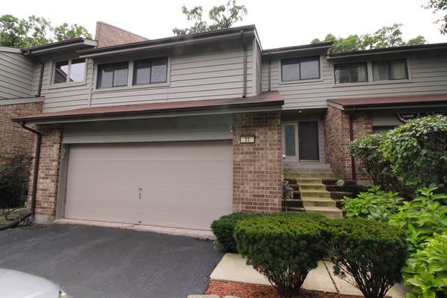 11 Commons Drive - Photo 1