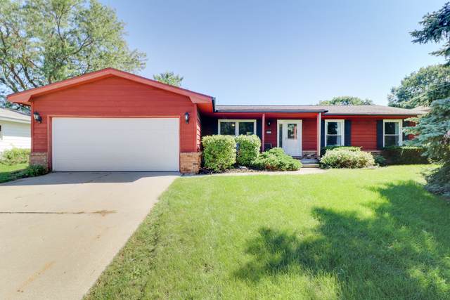 302 Felmley Drive - Photo 1