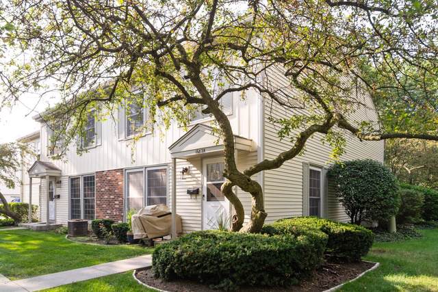 1682 Williamsburg Court - Photo 1