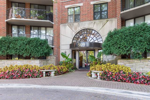 509 Aurora Avenue - Photo 1