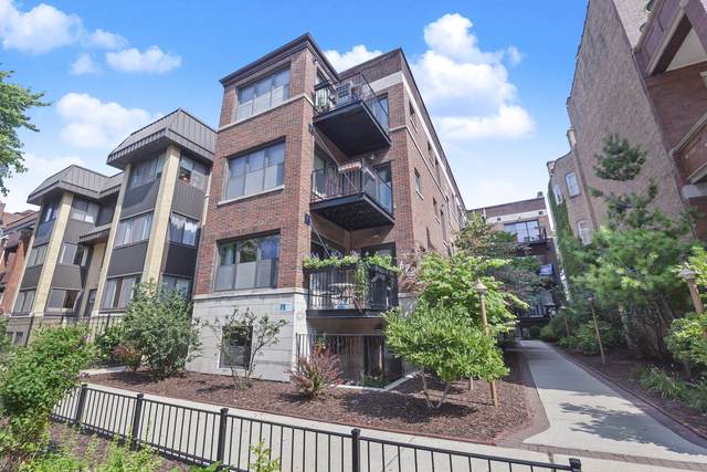 622 Aldine Avenue - Photo 1