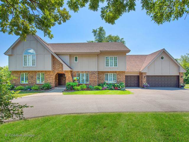 10S420 Glenn Drive - Photo 1