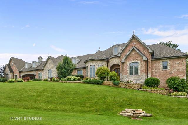 208 Forest Edge Drive - Photo 1