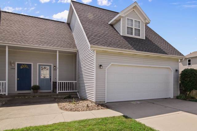 1202 Beacon Hill Court - Photo 1