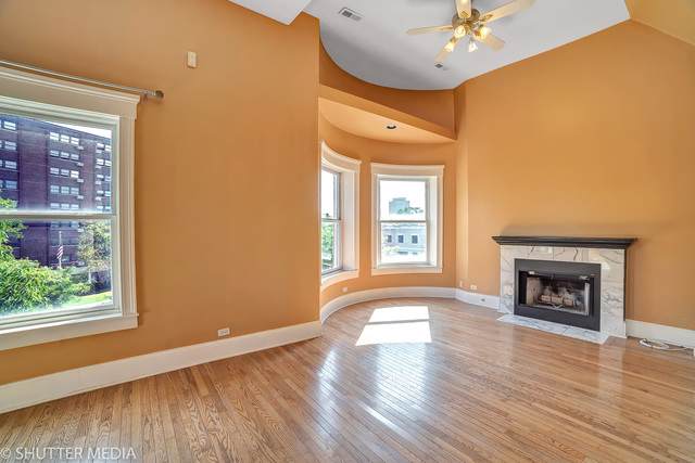 3252 Prairie Avenue - Photo 1