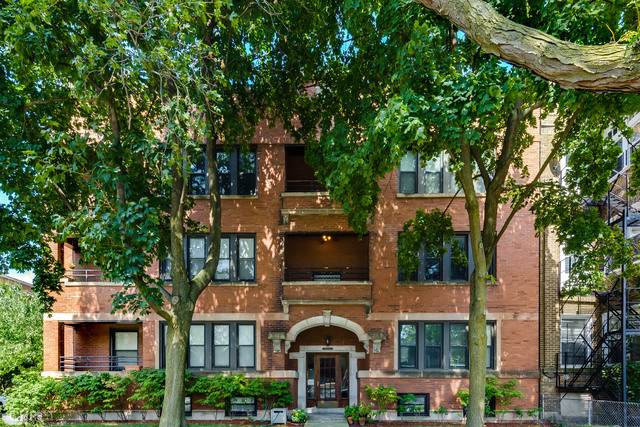 1262 North Shore Avenue - Photo 1