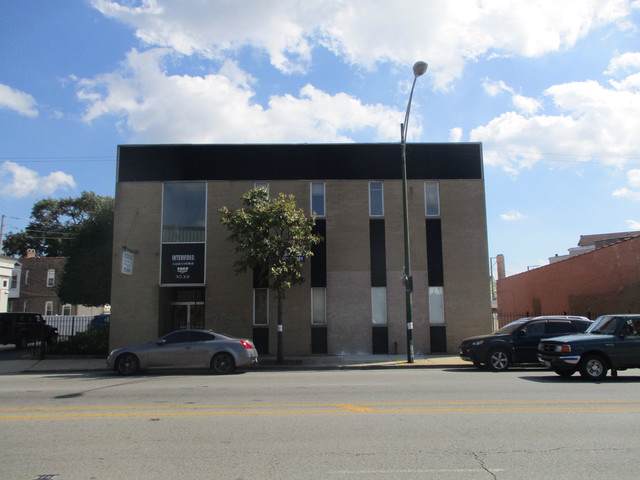 3533 Archer Avenue - Photo 1