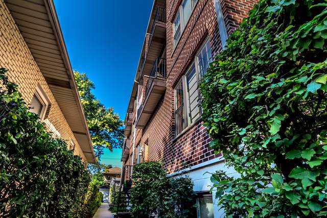 1139 Oak Park Avenue - Photo 1
