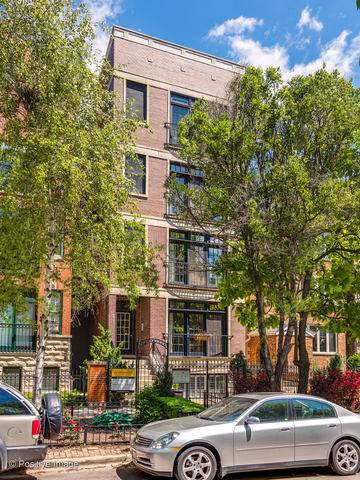 924 Roscoe Street - Photo 1