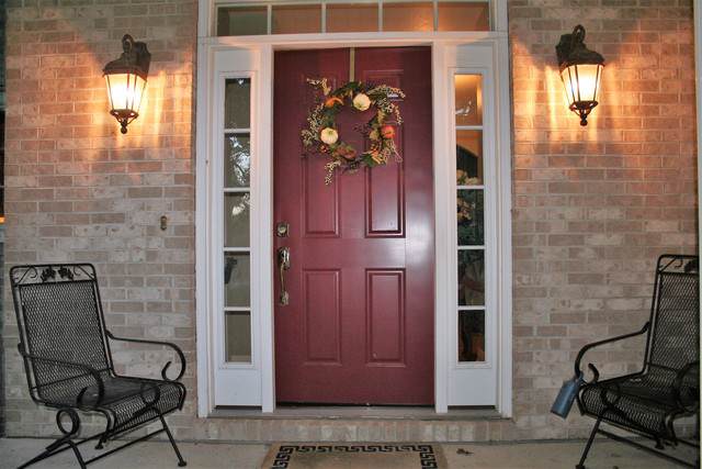 136 Sunrise Court - Photo 1