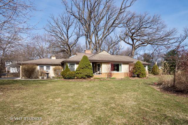 594 Golfview Drive - Photo 1