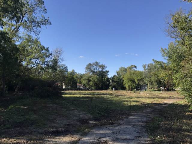 26W378 Grand Avenue - Photo 1