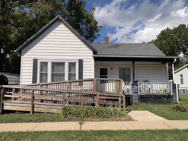 604 Washington Street - Photo 1