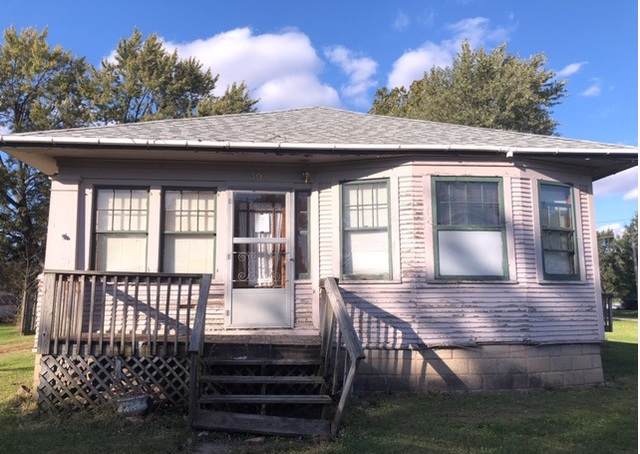 302 Division Street - Photo 1