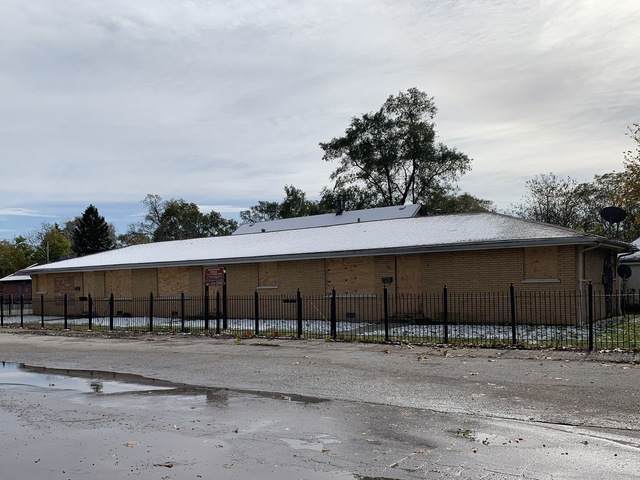 15200 Page Avenue - Photo 1