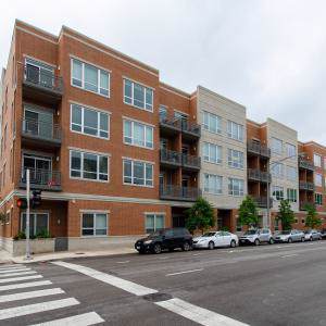 1609 Warren Boulevard - Photo 1