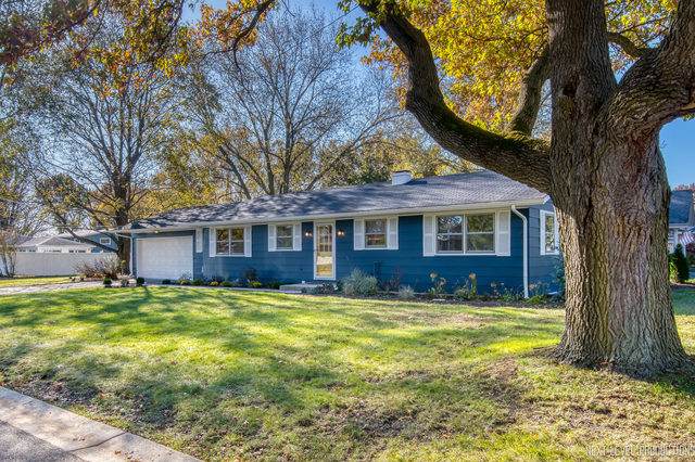 1506 Meadows Road - Photo 1