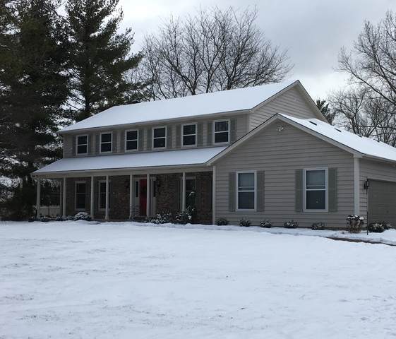 35W915 Fieldcrest Drive - Photo 1