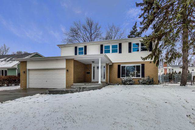 424 Plum Grove Road - Photo 1