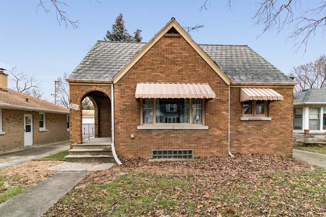 911 Manor Court - Photo 1