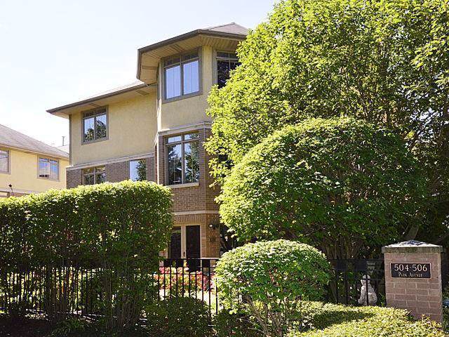 504 Park Avenue - Photo 1