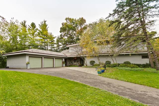 27185 Lakeview Drive - Photo 1