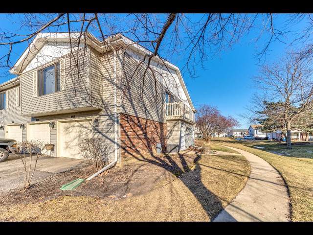 402 Buchanan Court - Photo 1