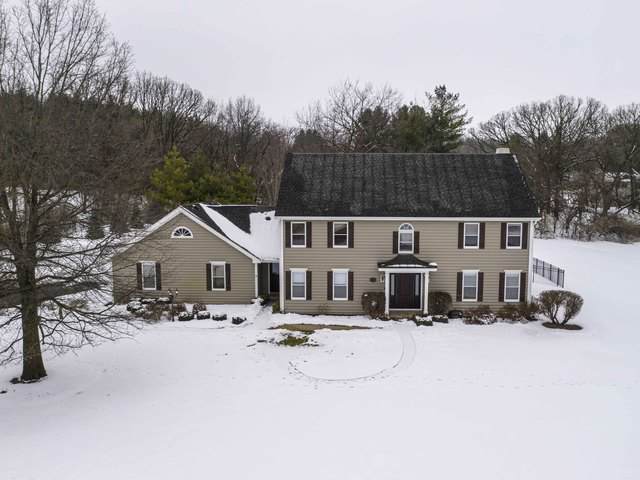 3704 Lindsay Lane - Photo 1