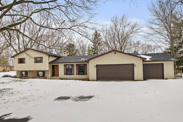 28W502 Nancy Court - Photo 1