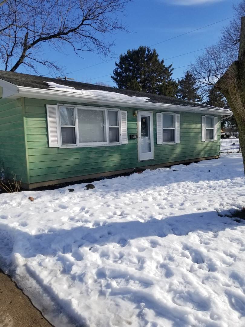 901 15th Street - Photo 1
