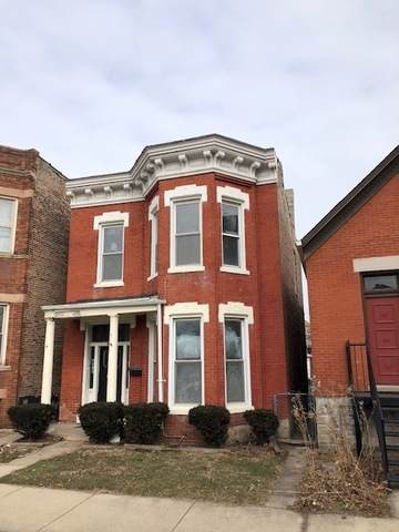 2318 35th Place - Photo 1