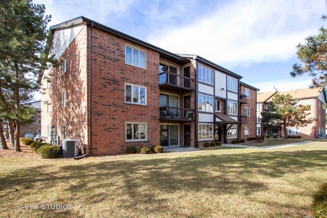 5000 Circle Court - Photo 1
