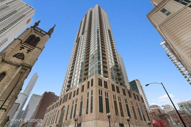 21 Huron Street - Photo 1