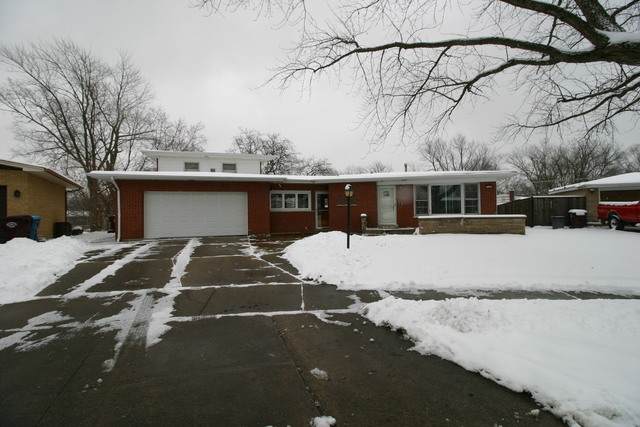130 Pleasant Drive - Photo 1