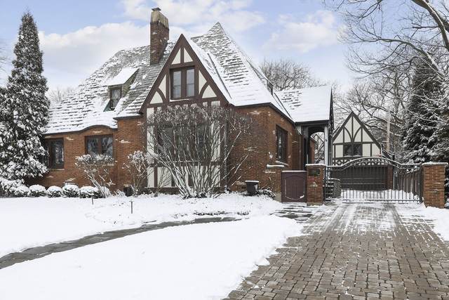 330 Blackstone Avenue - Photo 1