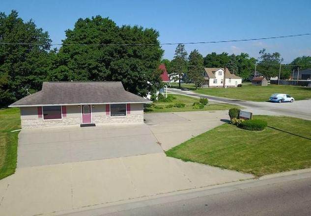 408 Walnut Street - Photo 1