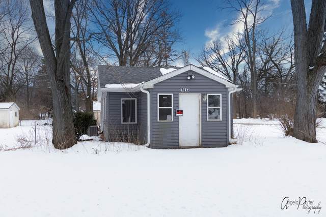 7613 Oak Road - Photo 1