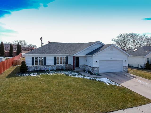 412 Sandburg Drive - Photo 1