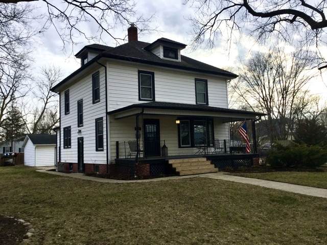 107 Center Street - Photo 1