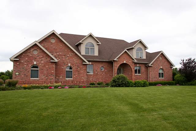 3218 Woodhaven Drive - Photo 1