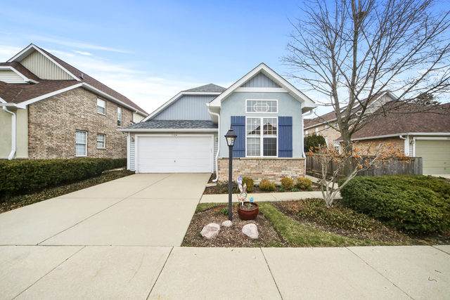 1104 Oxford Court - Photo 1